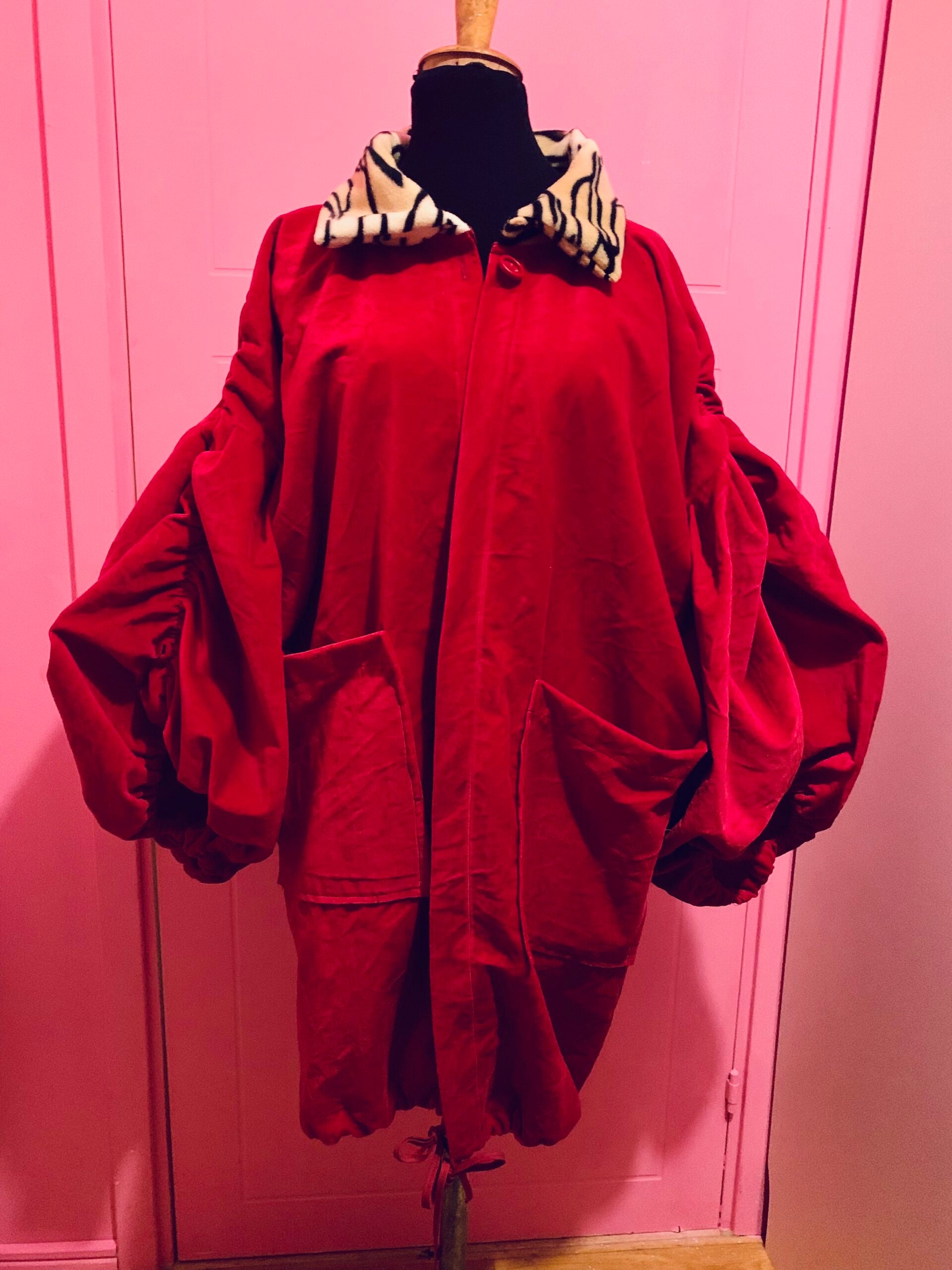 Amanda Velvet coat. Size S-XXL