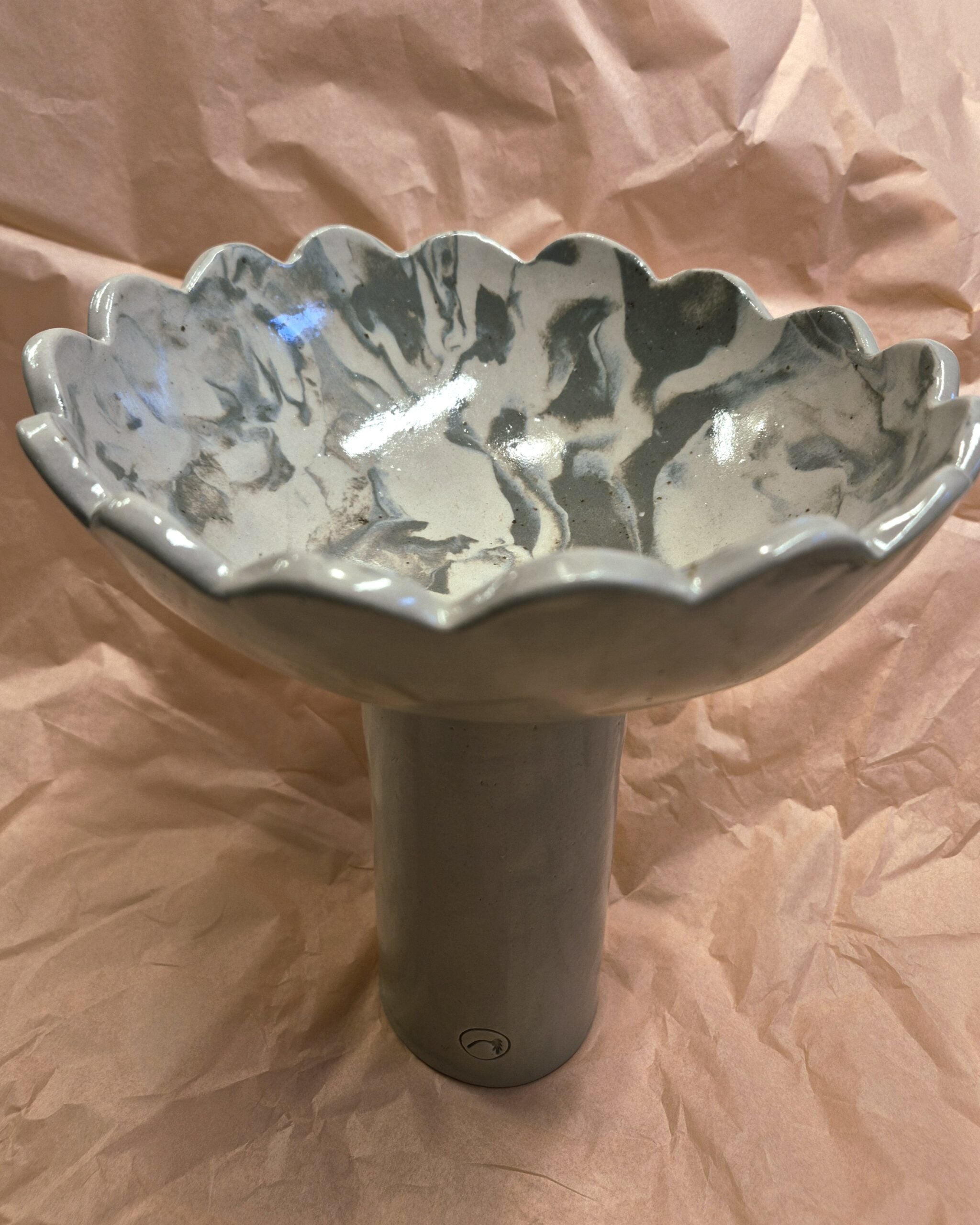 Marmorerad skål
