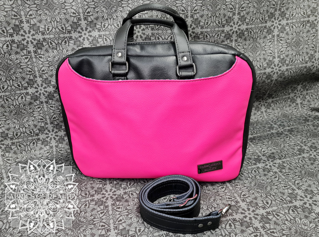The Side Hustle - rosa och svart datorväska i konstläder