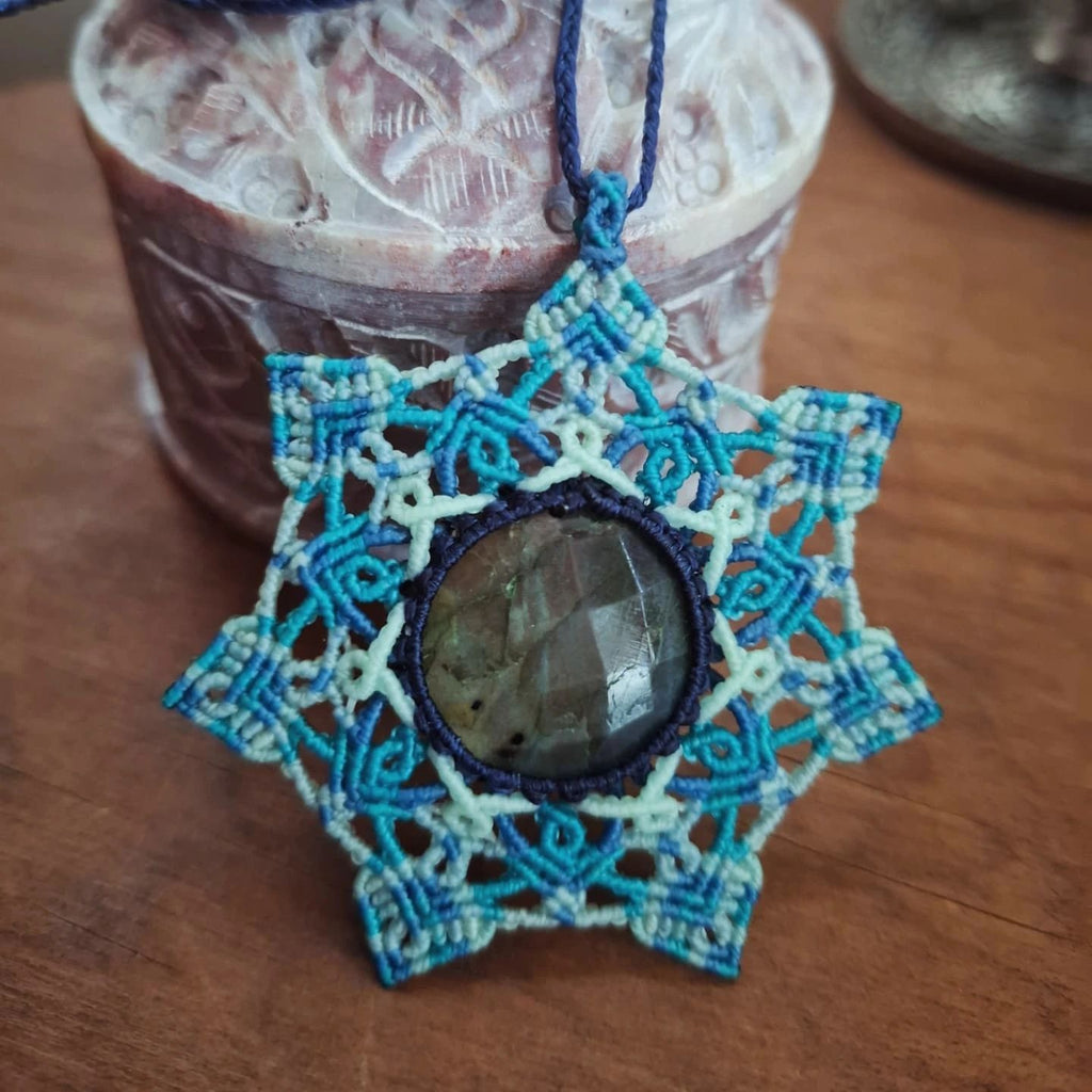 Halsband "mandala med labradorit"