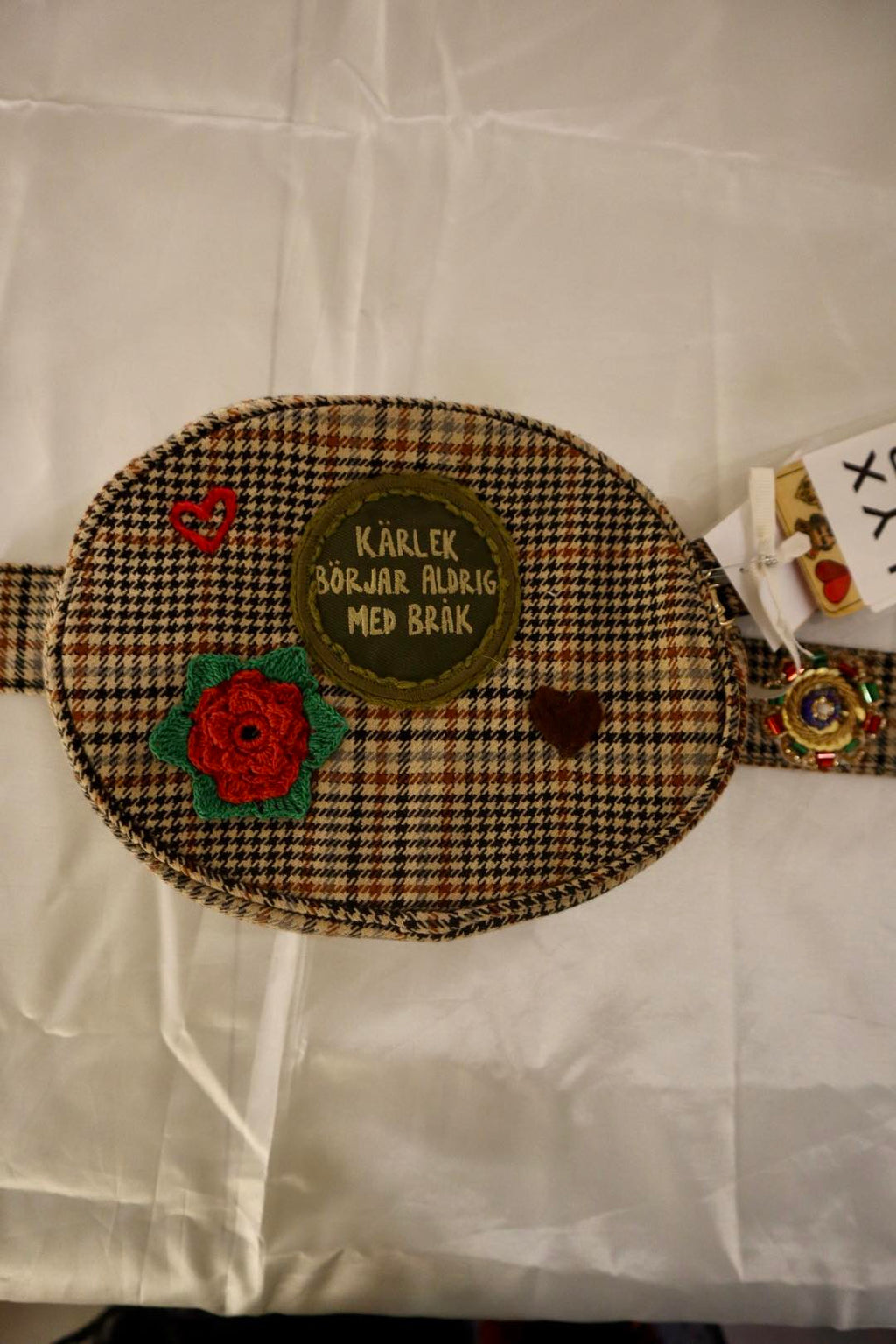 Kärlek börjar aldrig med bråk- väska