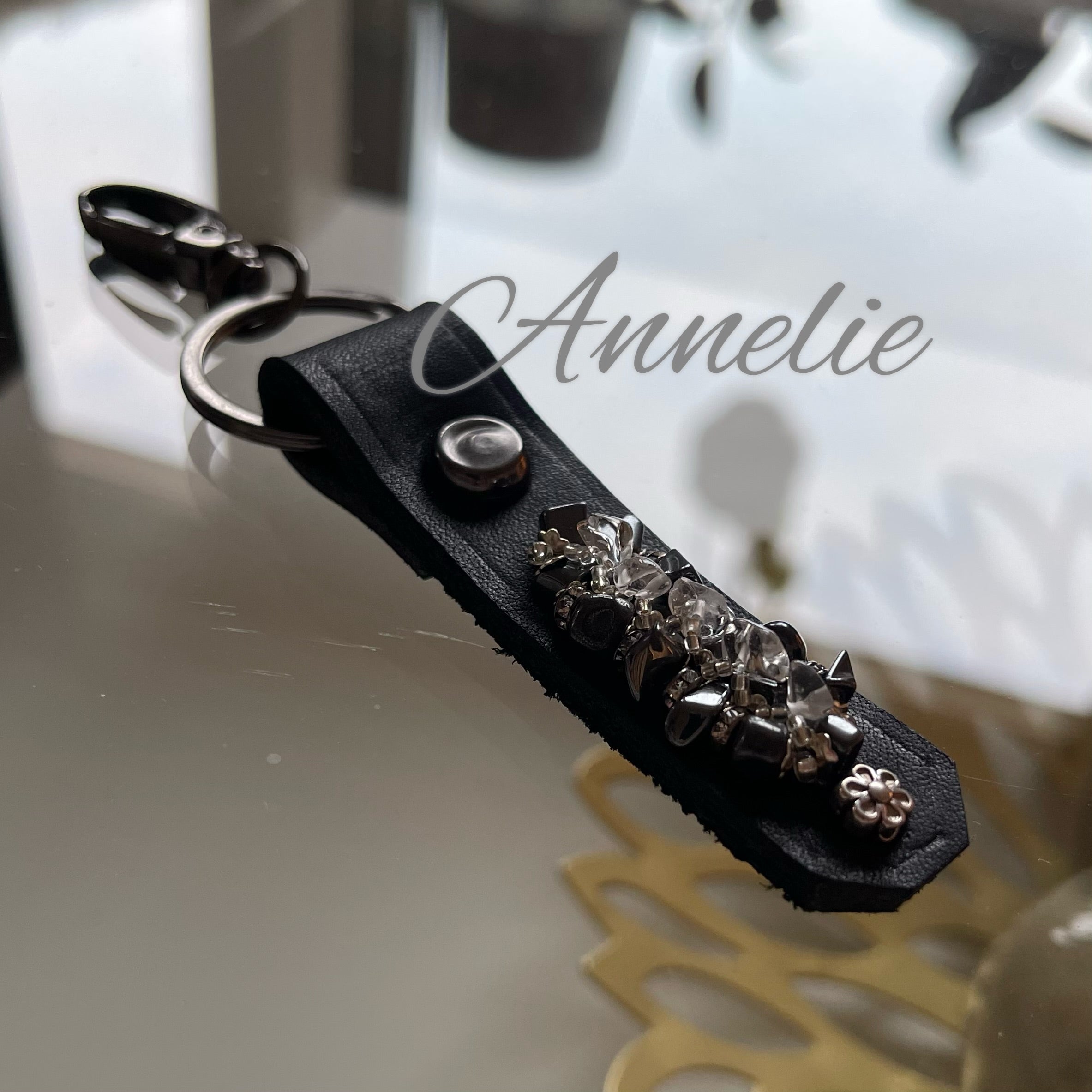 Väsksmycke/nyckelknippa