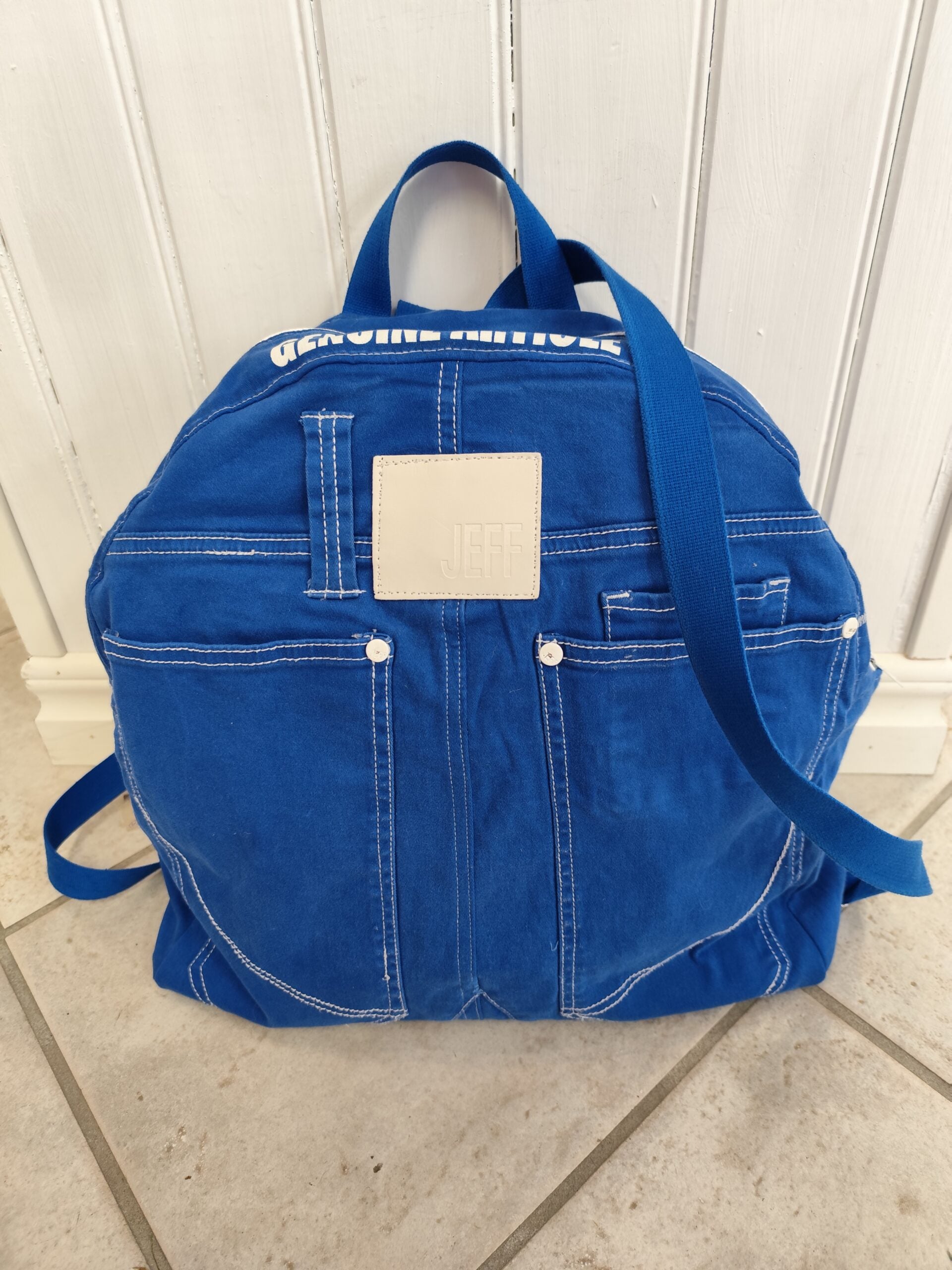 ryggsäck av jeans