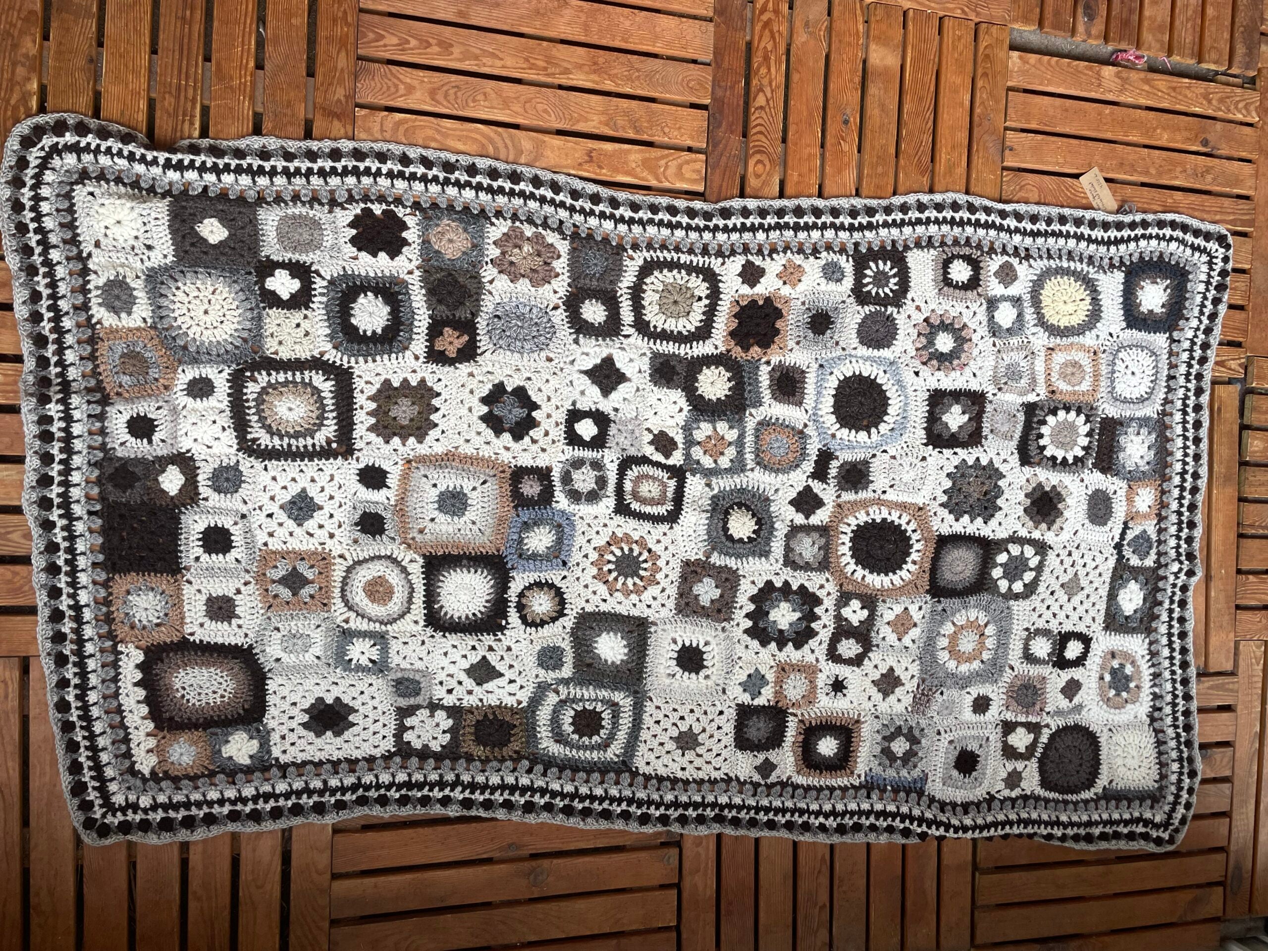 Mosaic Squares blanket