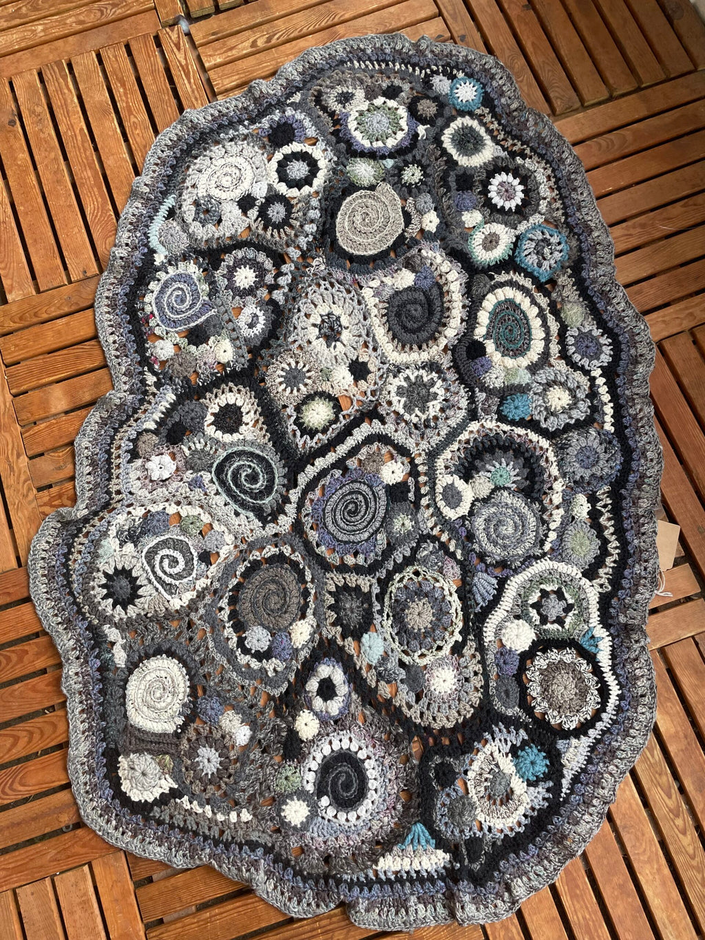 Frosty Field, crocheted blanket