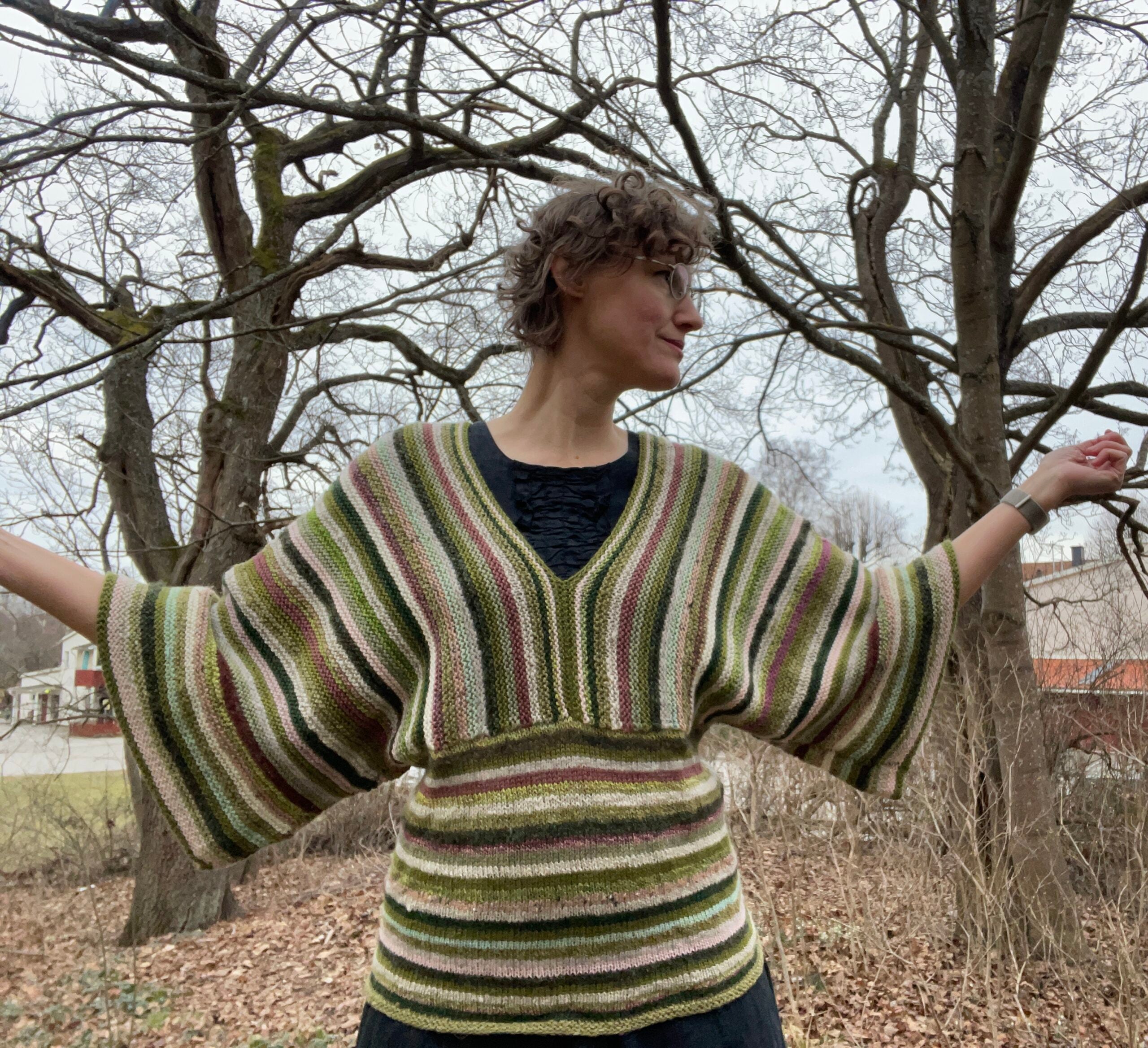 Handknit sweater with kimono sleeves