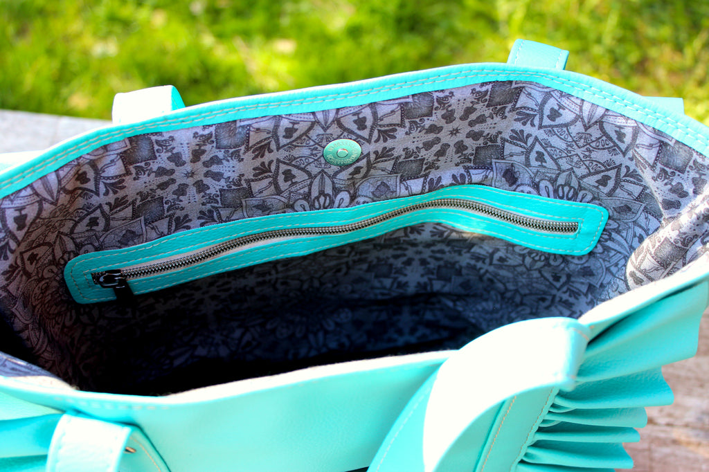Rimini Ruffle Tote - ljust turkos