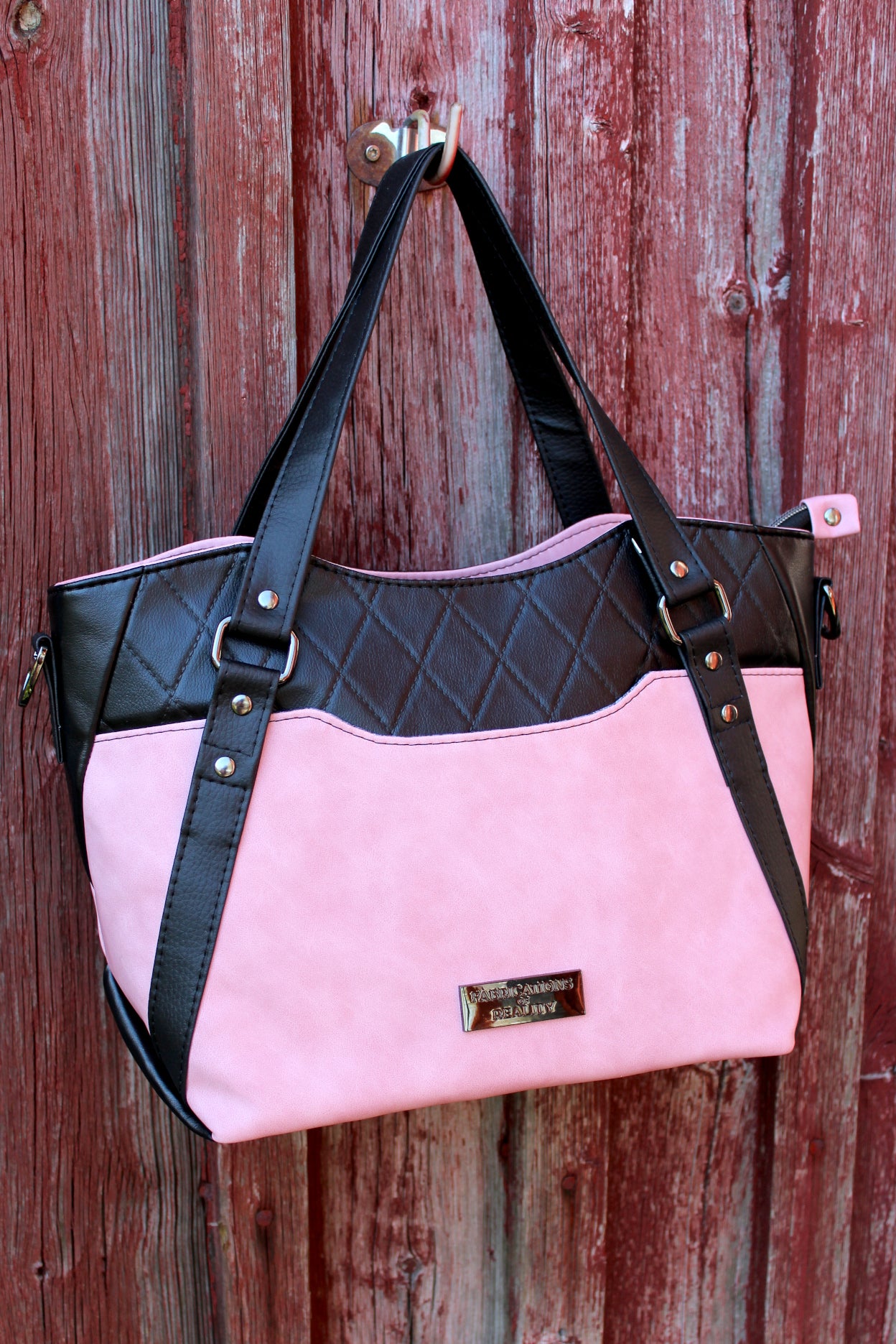 Hiraeth - svart och rosa