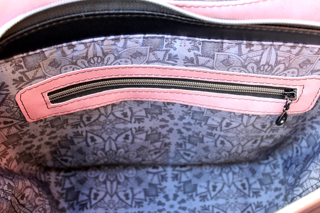 Hiraeth - svart och rosa