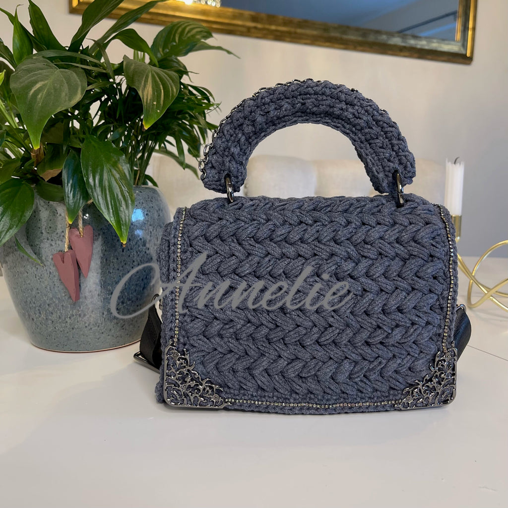 Axelremsväska virkad