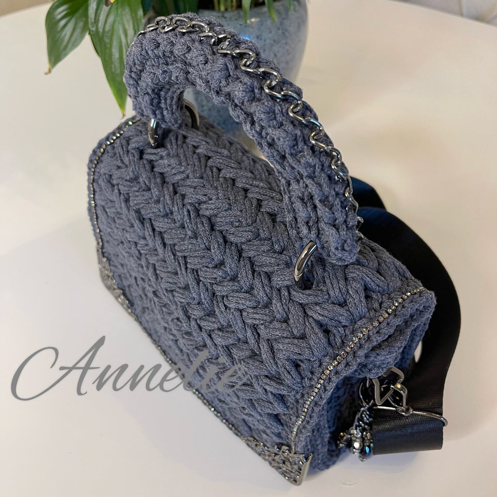 Axelremsväska virkad