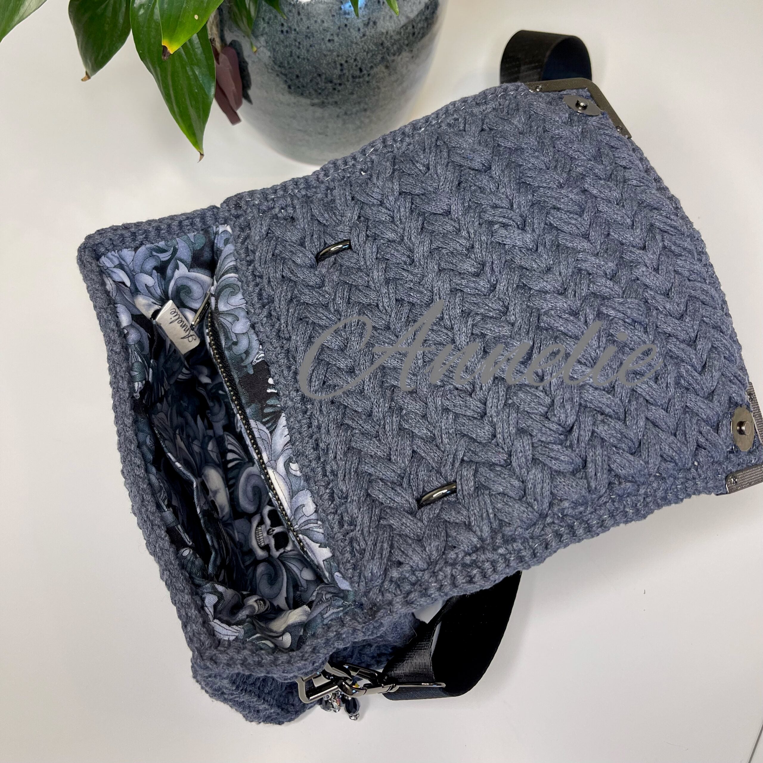 Axelremsväska virkad