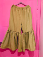 Lulu ruffle pants Size S-M