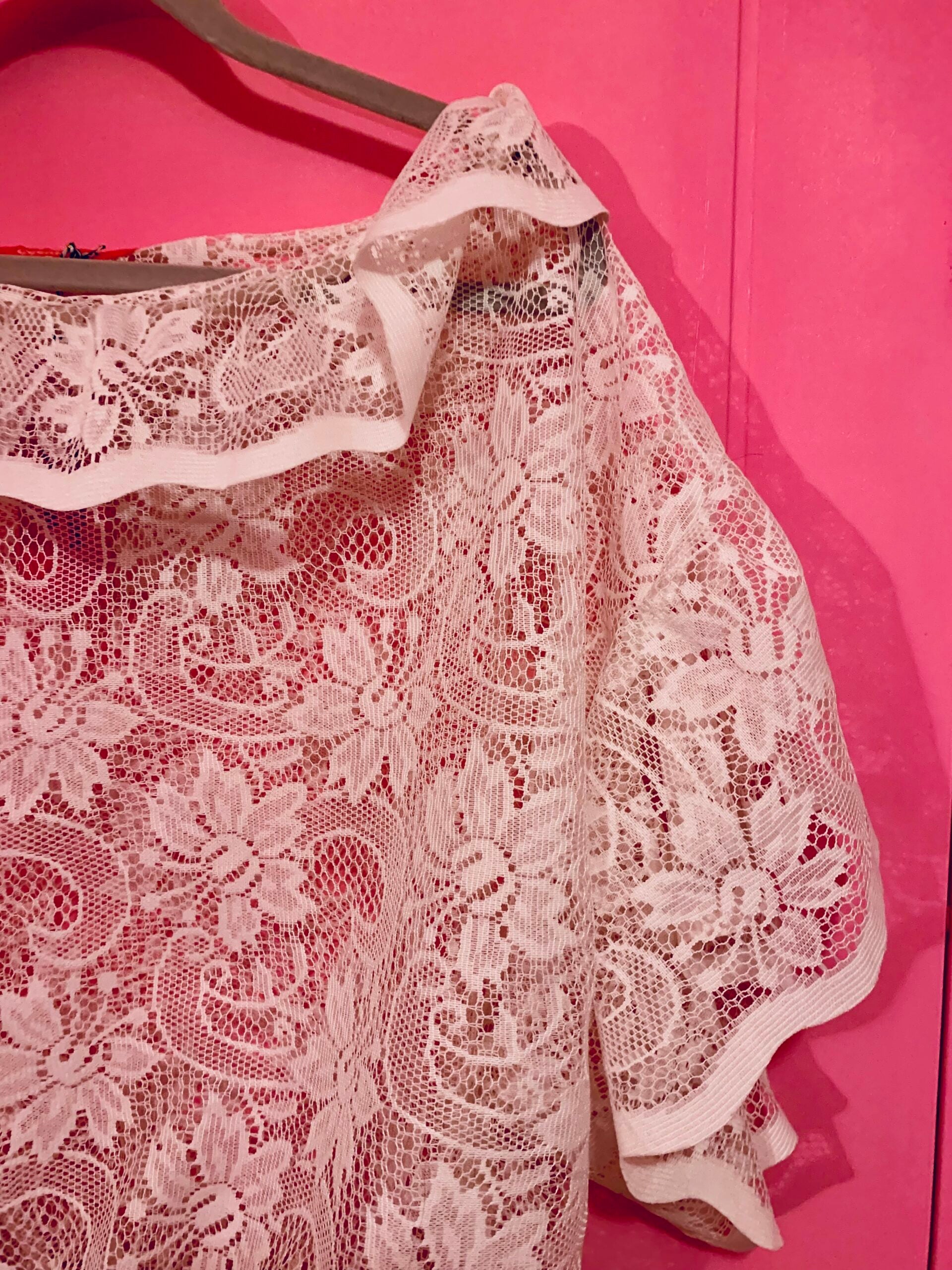 Lollo lace top Size S-M