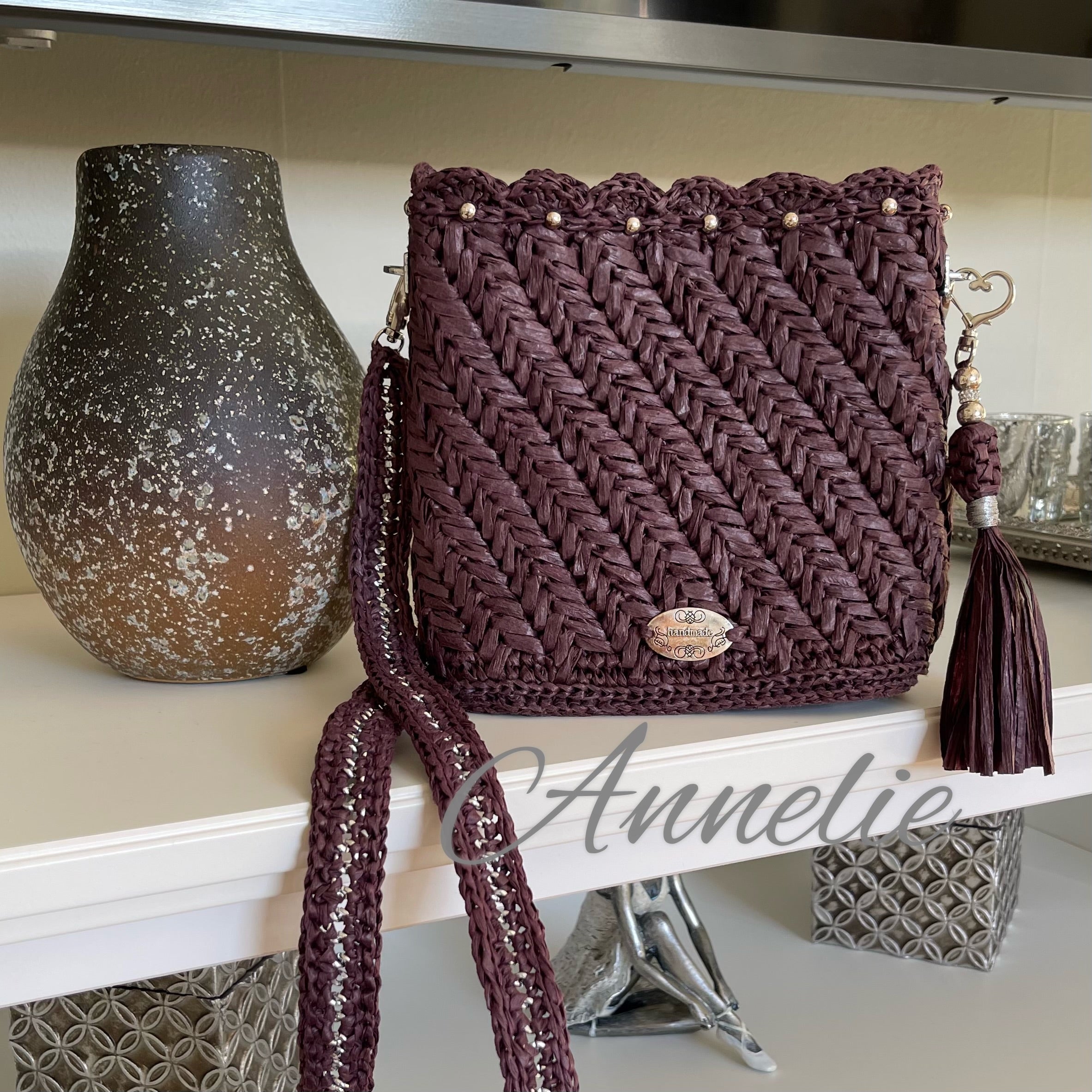 Väska auberginefärgad