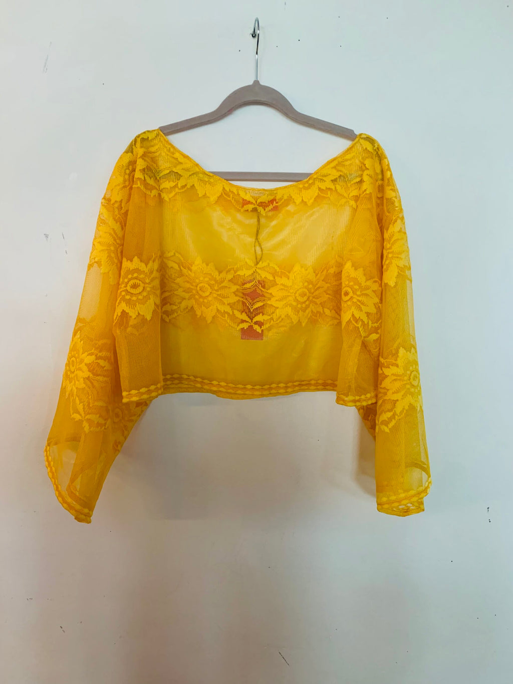 Gloria lace top Size S-M