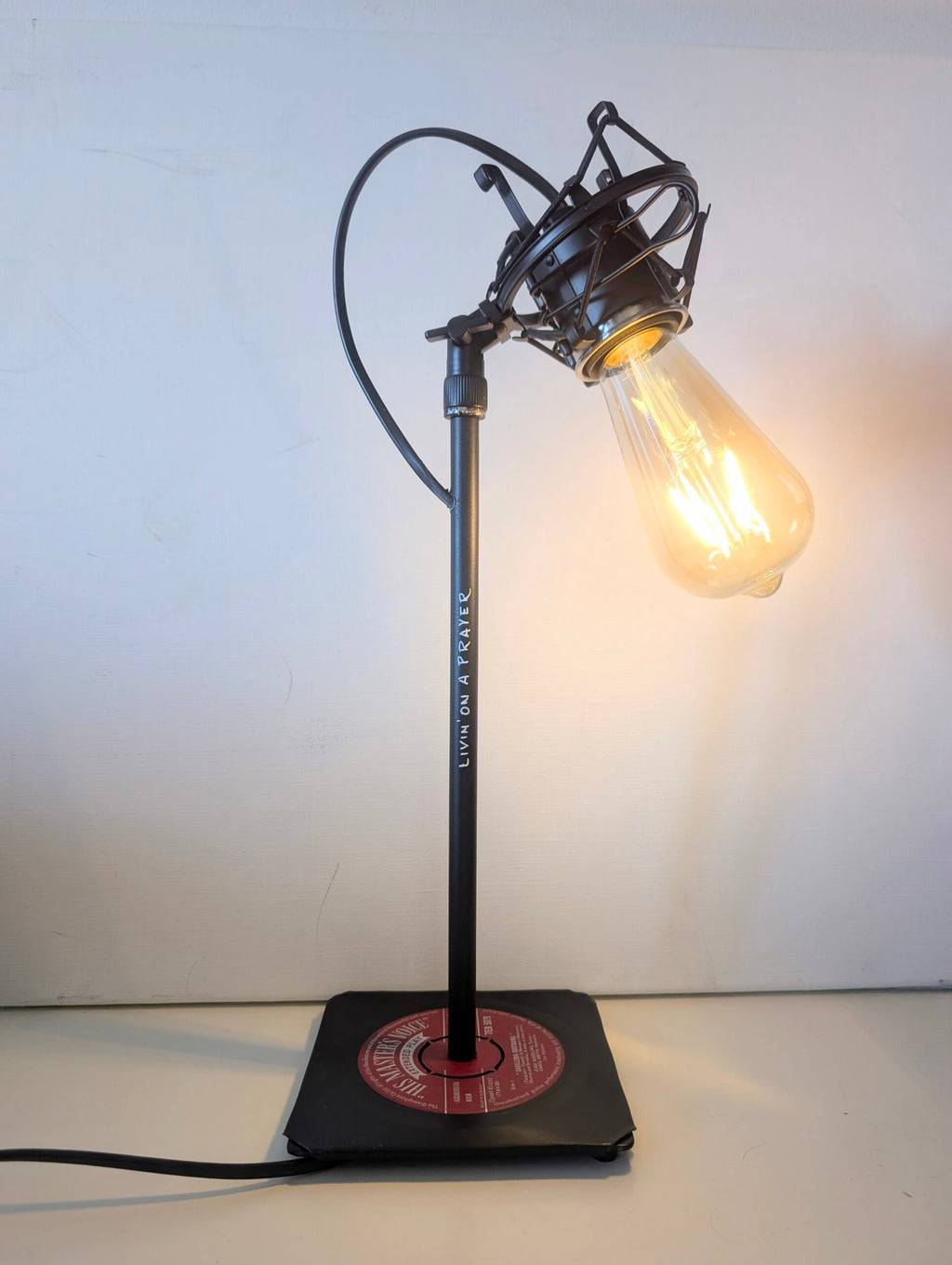 Bordslampa Inspiration Lights - Living on a prayer