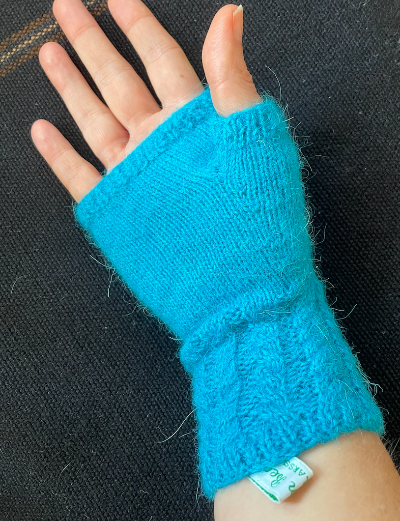 ALPACKA FLÄTOR Torgvantar/handledsvärmare