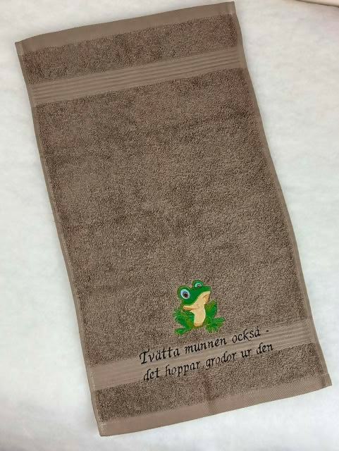 Broderad handduk groda