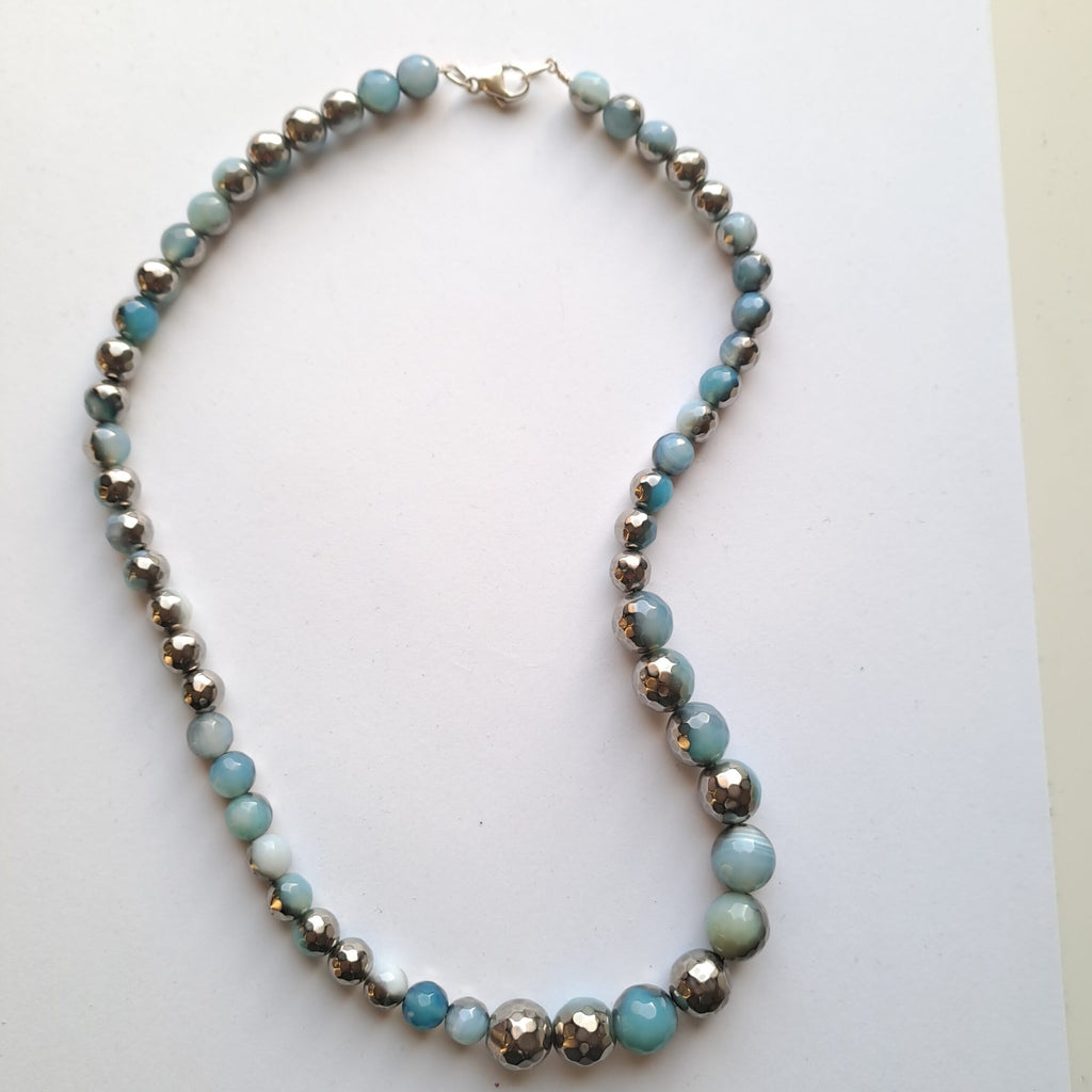Halsband blå agat