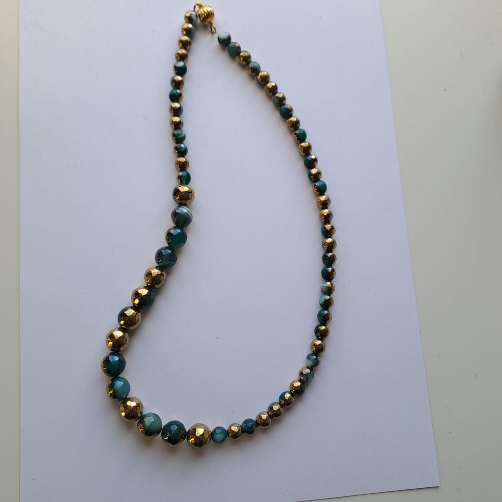 Halsband grön onyx