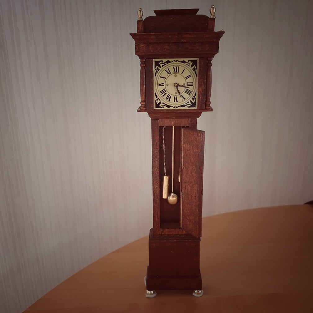 Miniatyr: Golvur "Willard", skala 1:12