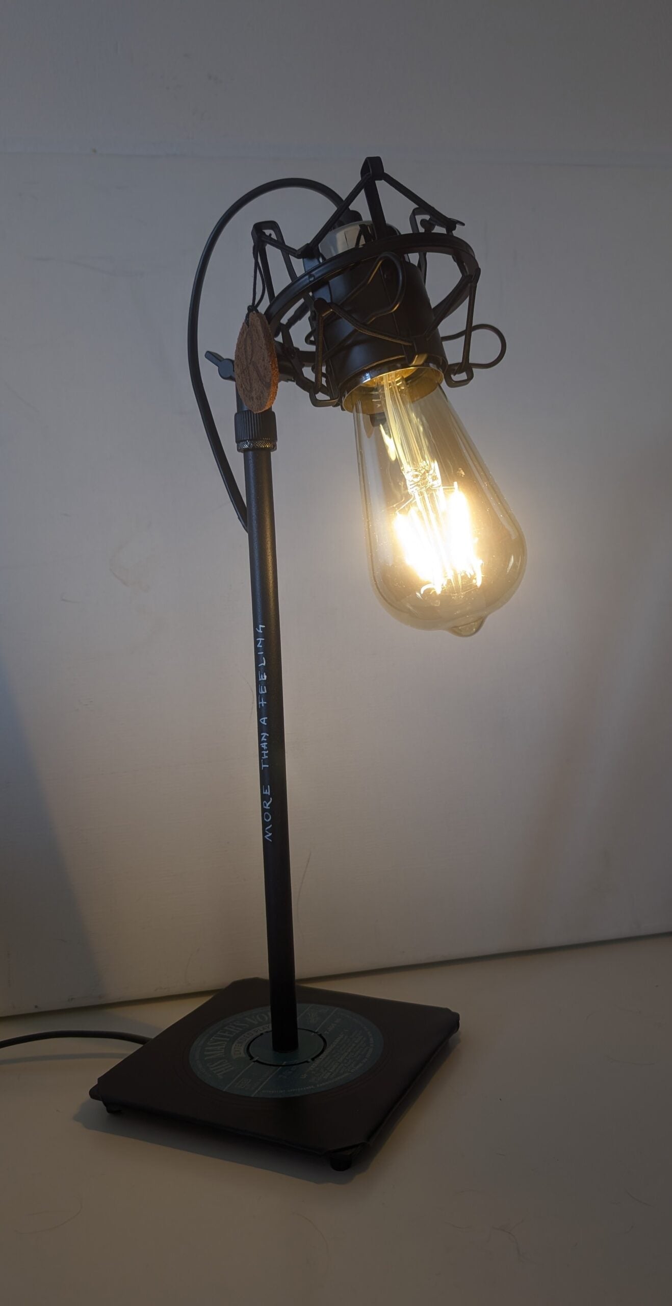 Bordslampa Inspiration Lights - More than a feeling