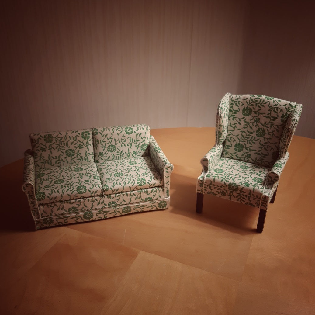 Miniatyrmöbel: soffgrupp i viktoriansk stil