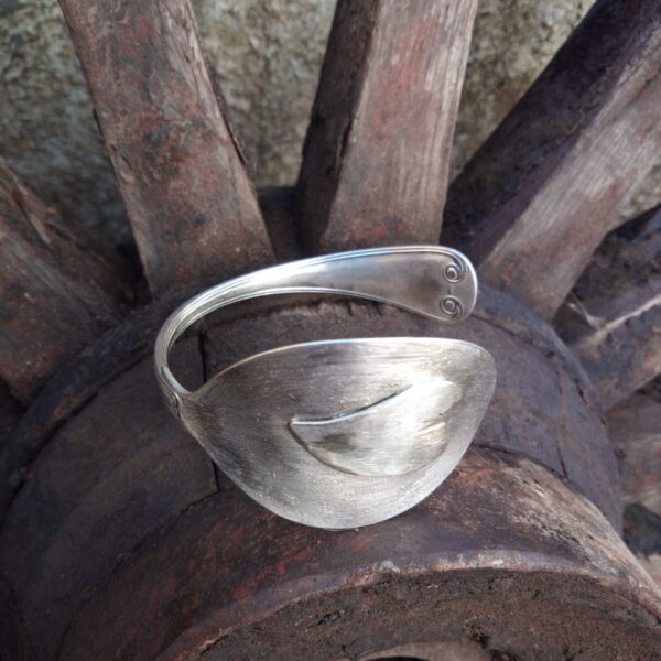 armband av sked