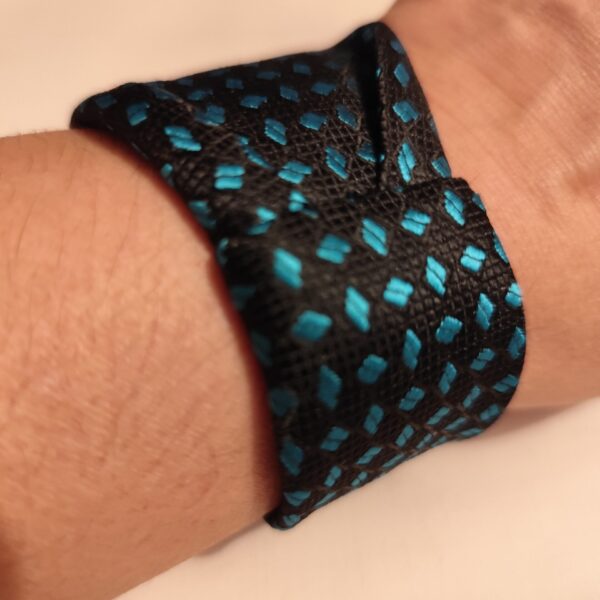 armband av slips