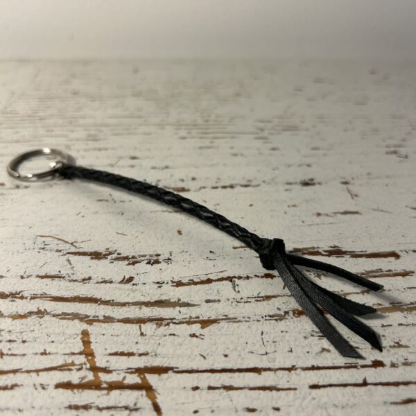 Plaited kangaroo keyring