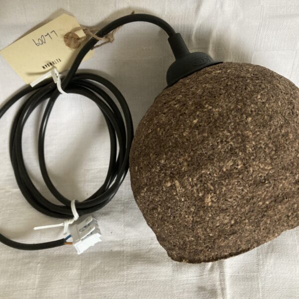 Brun lampa