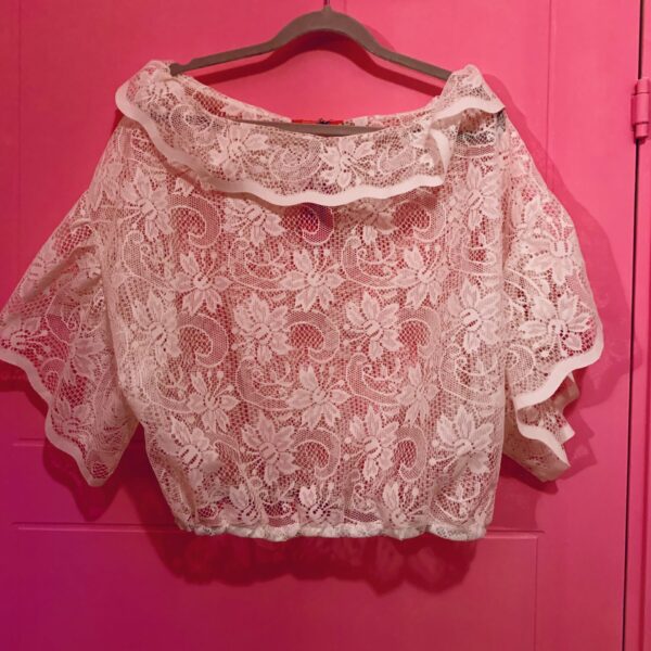 Lollo lace top Size S-M