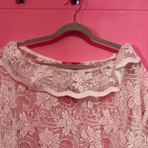 Lollo lace top Size S-M