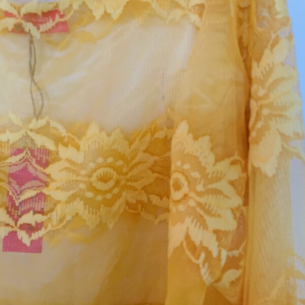 Gloria lace top Size S-M