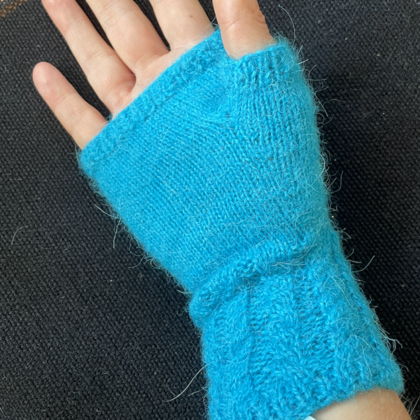 ALPACKA FLÄTOR Torgvantar/handledsvärmare