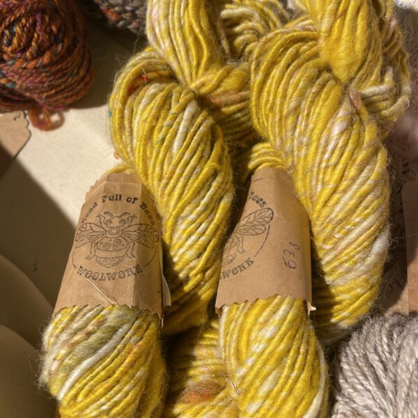 Yellow corespun yarn, 83g
