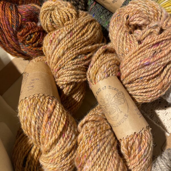 Light orange blended yarn, 103g
